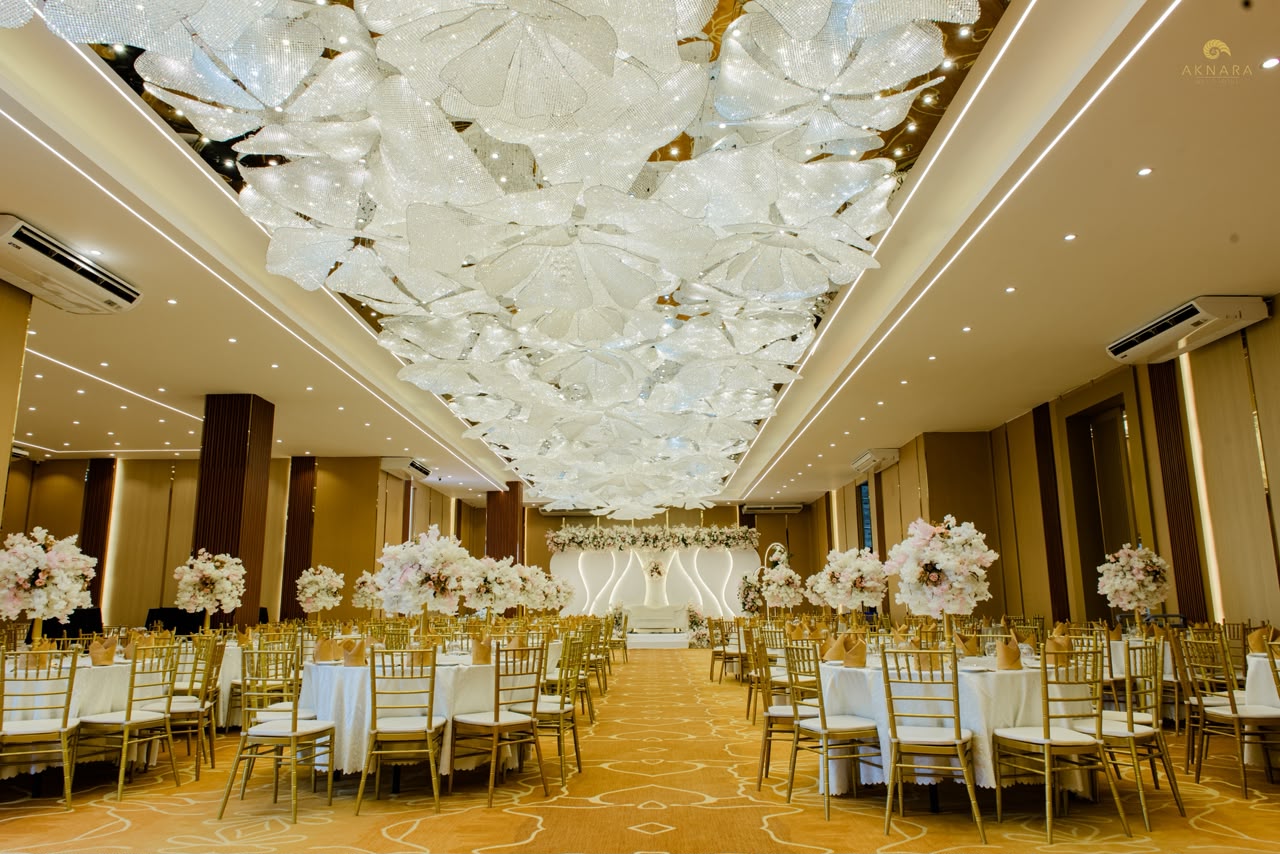 Lily Hall